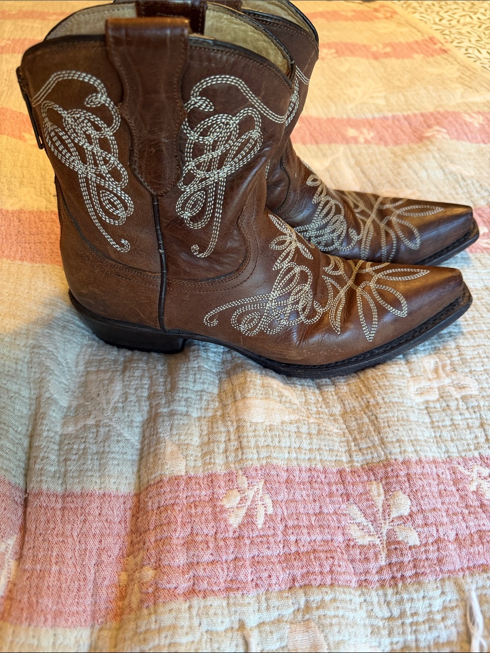 Womens STETSON Women’s Western Cowboy Boots, handmade leather, size 7